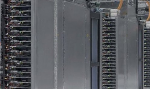 这些超级电脑要处理数十亿的谷歌搜索、YouTube视频播放以及Gmail邮件发送任务